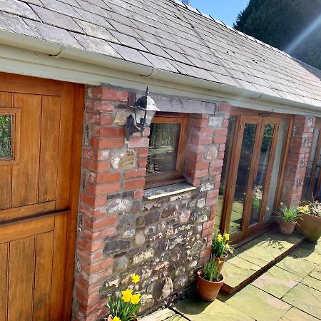 Penpergwm The Old Coach House 아파트 외부 사진