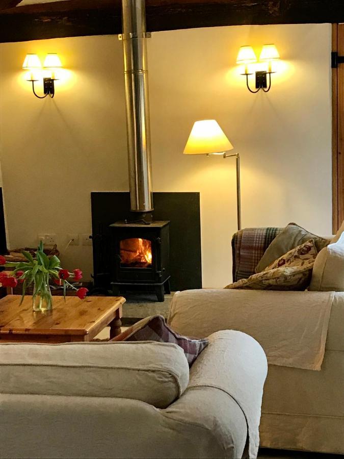 Penpergwm The Old Coach House 아파트 외부 사진