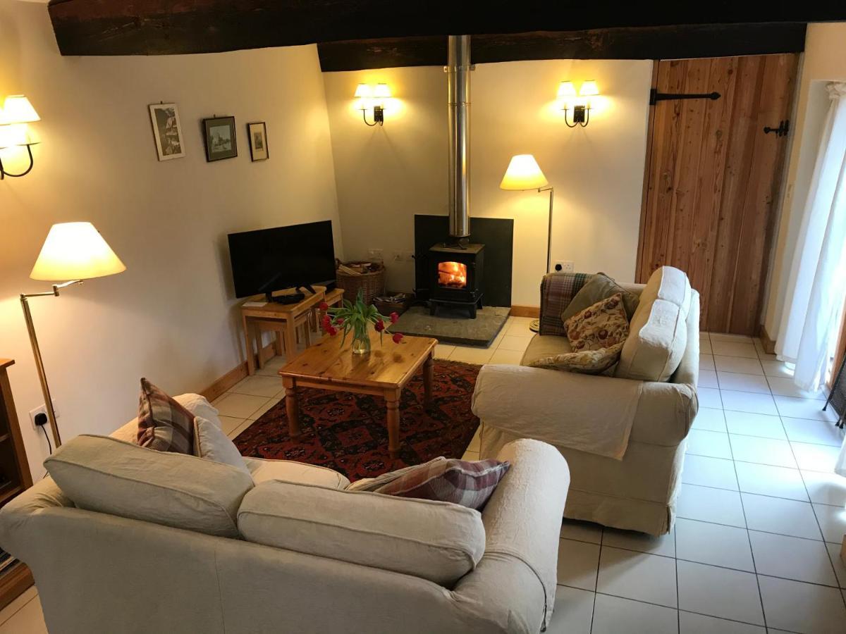 Penpergwm The Old Coach House 아파트 외부 사진